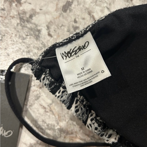 Mossimo String Bikini Top Medium Crochet NWT - Picture 4 of 7